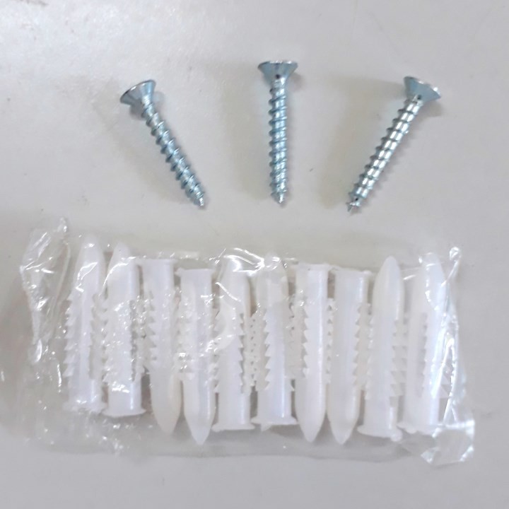tắc kê nhựa