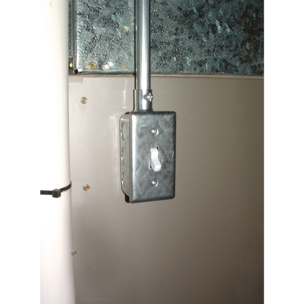 HỘP CÔNG TẮC ÂM TƯỜNG HÌNH CHỮ NHẬT VÀ NẮP (1)