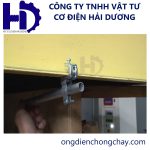 Kẹp ống thép treo ống thép luồn dây điện